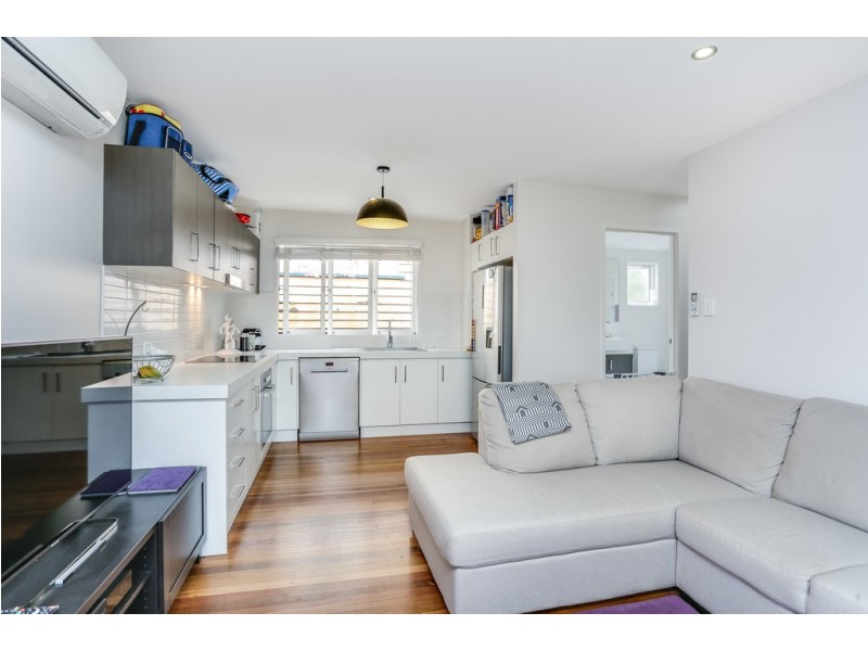 71 Park Road, Wooloowin QLD 4030