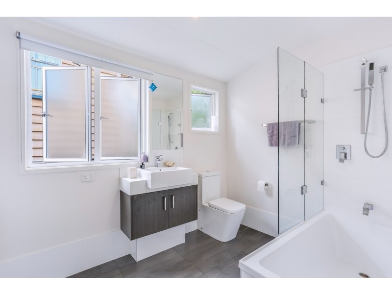 71 Park Road, Wooloowin QLD 4030