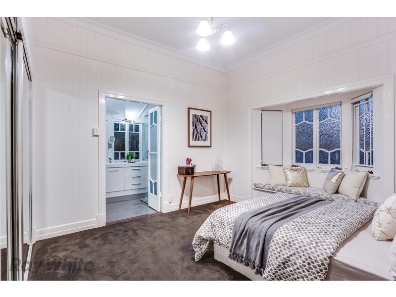 37 Lasseter Street, Kedron QLD 4031