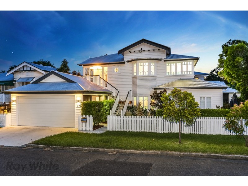 37 Lasseter Street, Kedron QLD 4031