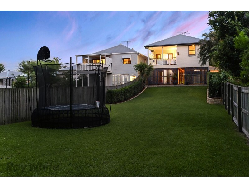 86 Brook Street, Windsor QLD 4030