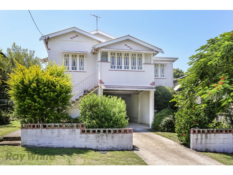 75 Daisy Street, Newmarket QLD 4051