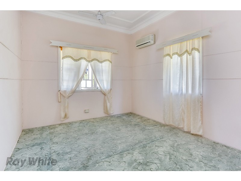 75 Daisy Street, Newmarket QLD 4051