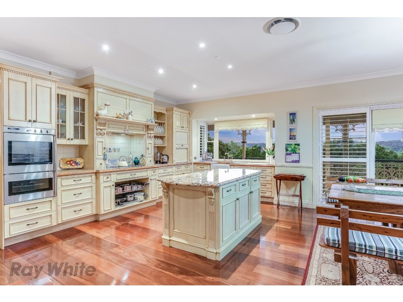 144 Upper Brookfield Road, Brookfield QLD 4069