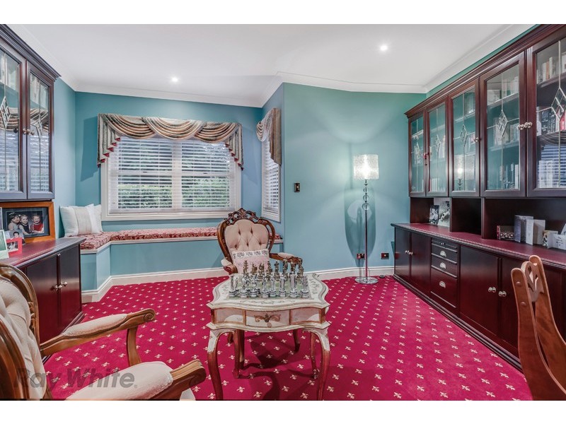 144 Upper Brookfield Road, Brookfield QLD 4069