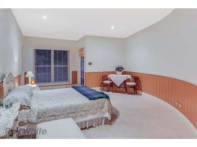 144 Upper Brookfield Road, Brookfield QLD 4069
