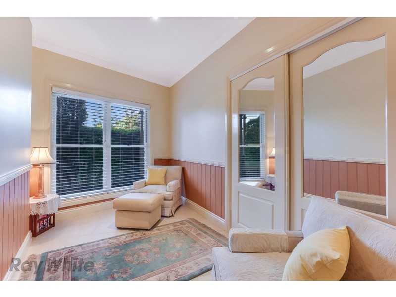 144 Upper Brookfield Road, Brookfield QLD 4069