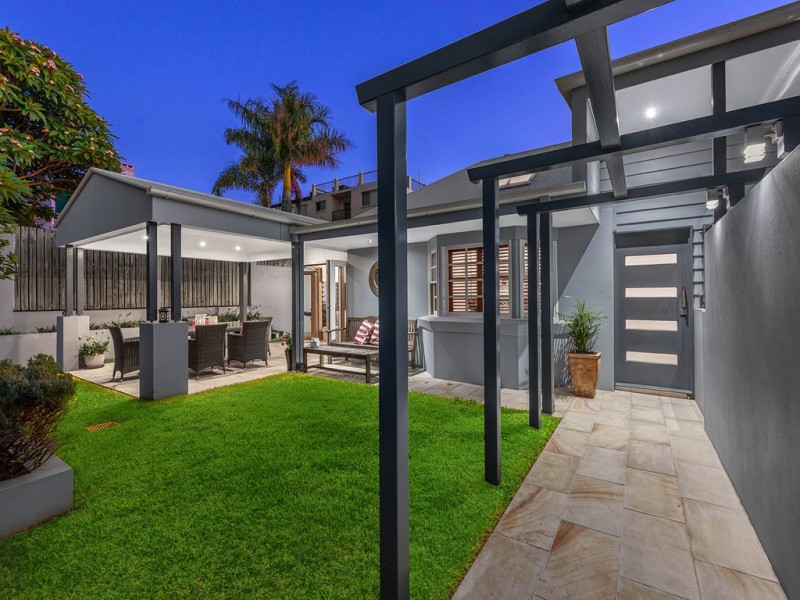 35 Renwick Street, Albion QLD 4010