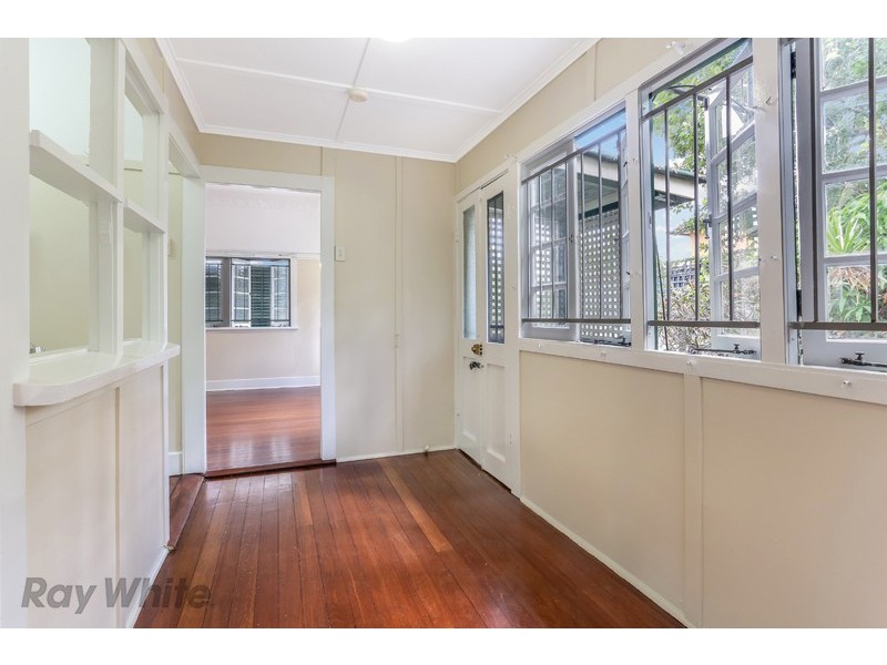 2/2 Day Street, Hamilton QLD 4007