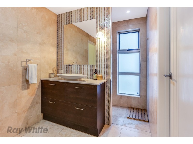 7 Olinda Street, Carina QLD 4152