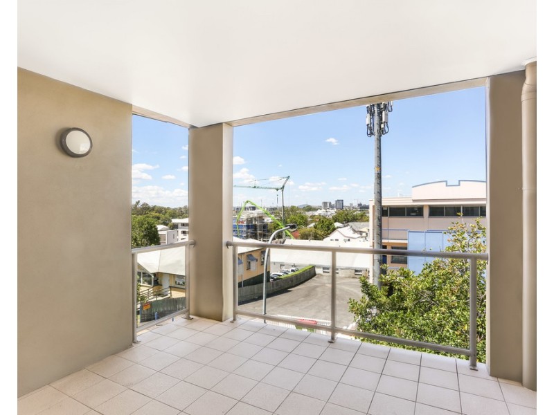 3/14 Lever Street, Albion QLD 4010