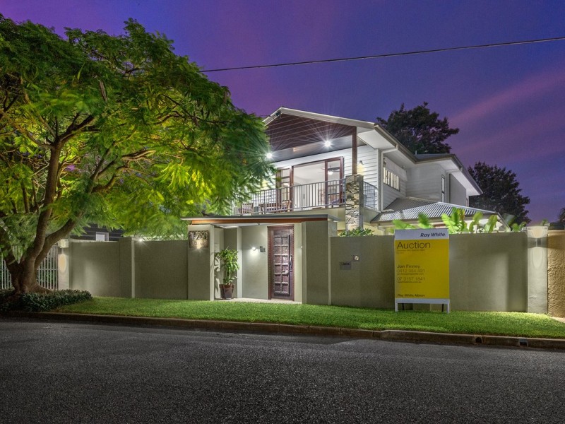 123 Mein Street, Hendra QLD 4011