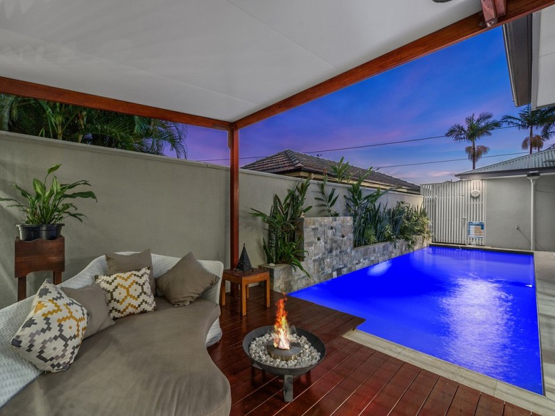 123 Mein Street, Hendra QLD 4011