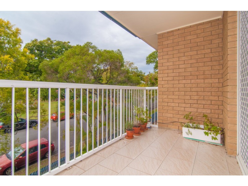 4/64 Junction Road, Clayfield QLD 4011