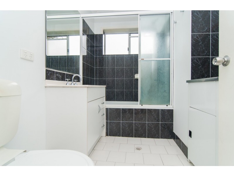 4/64 Junction Road, Clayfield QLD 4011
