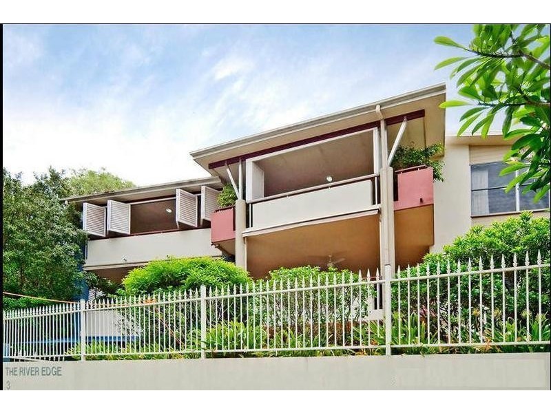 2/3 Indooroopilly Street, Dutton Park QLD 4102