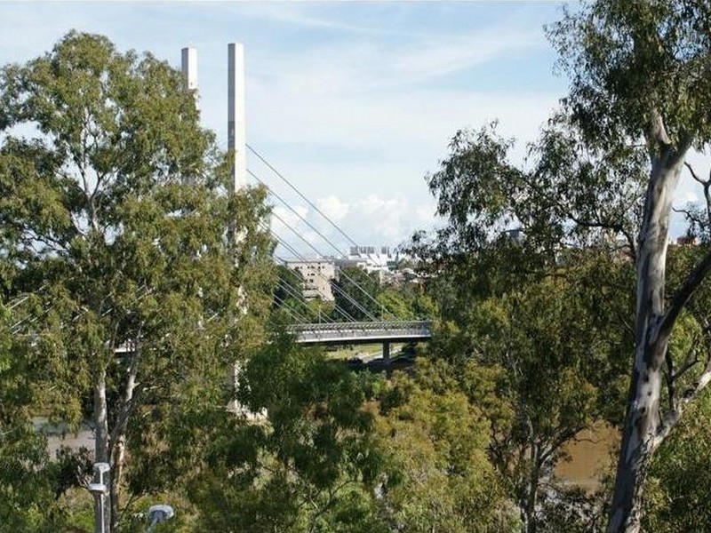 2/3 Indooroopilly Street, Dutton Park QLD 4102