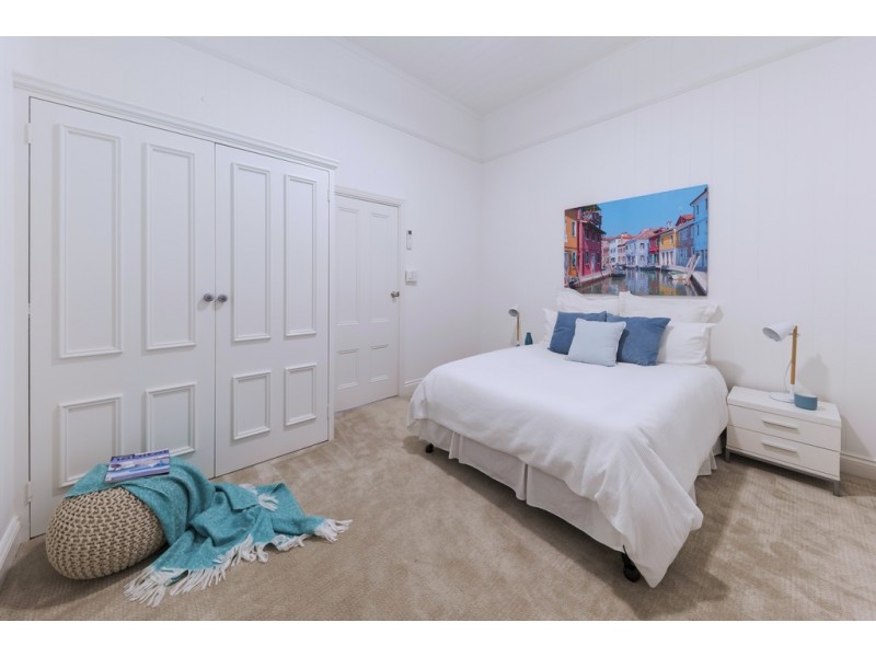 32 Upper Lancaster Road, Ascot QLD 4007