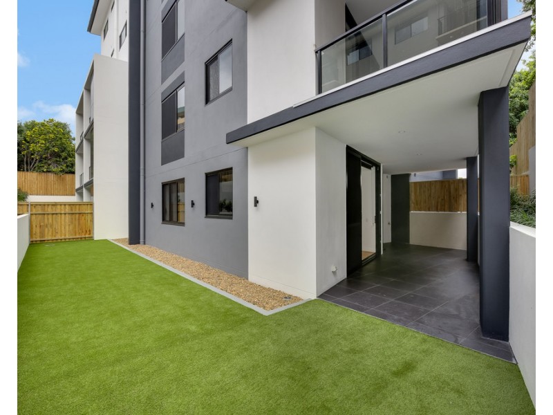 104/24 Norman Crescent, Norman Park QLD 4170