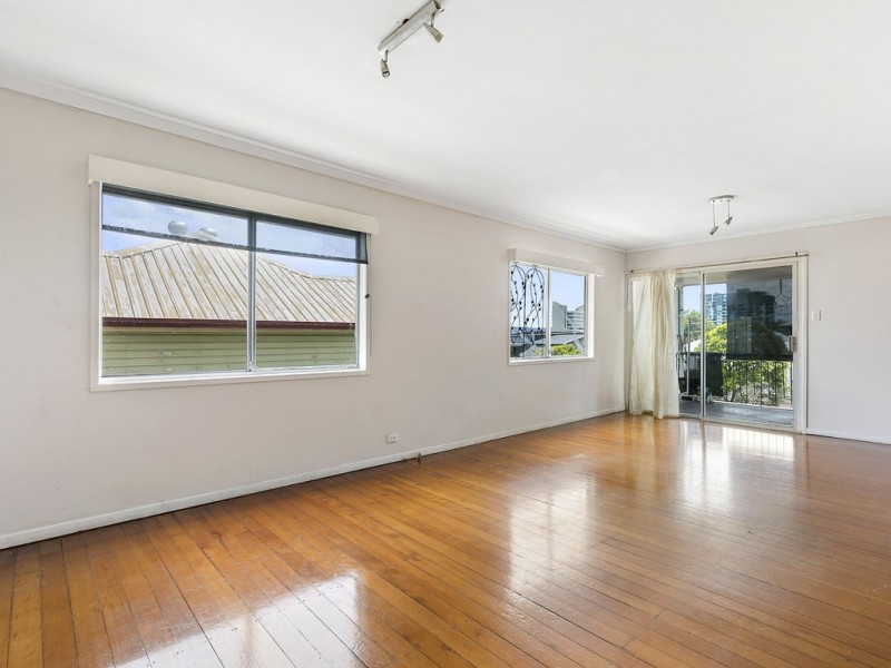 32 Whytecliffe Street, Albion QLD 4010