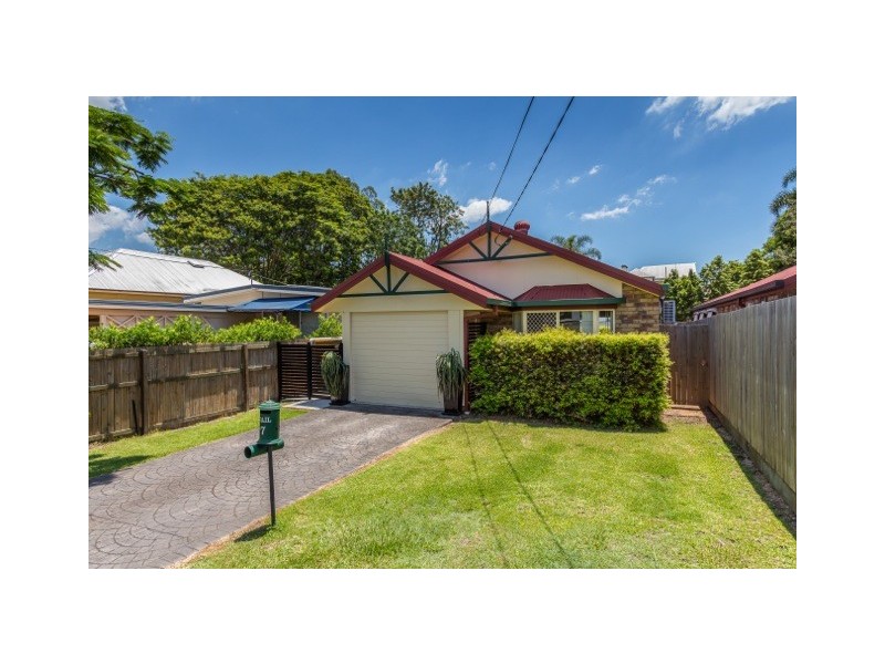 7 Grove Street, Albion QLD 4010