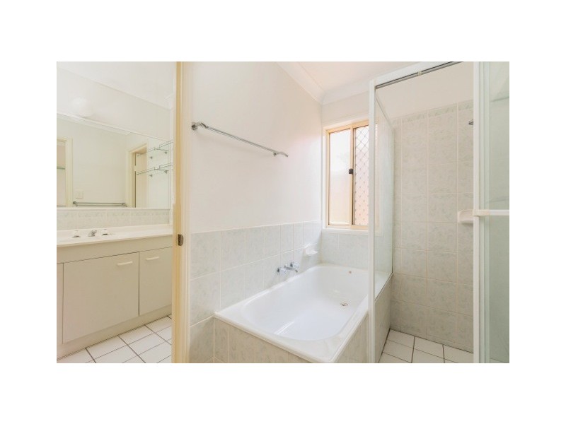 7 Grove Street, Albion QLD 4010