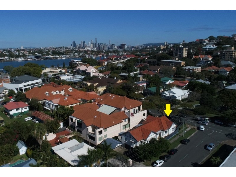 2/51 Racecourse Road, Hamilton QLD 4007