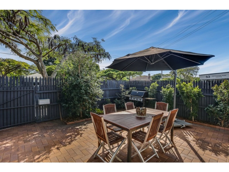 2/51 Racecourse Road, Hamilton QLD 4007