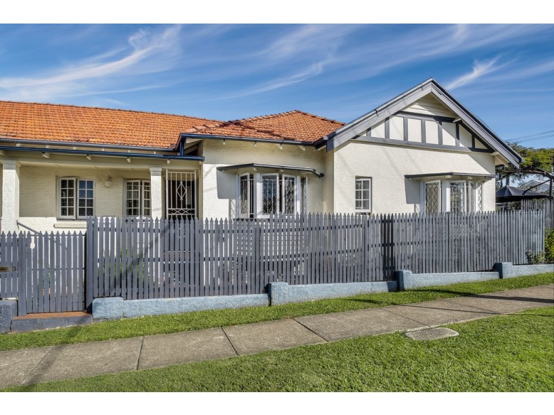 2/51 Racecourse Road, Hamilton QLD 4007