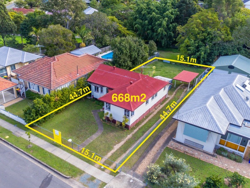 14 Zeehan Street, Wavell Heights QLD 4012