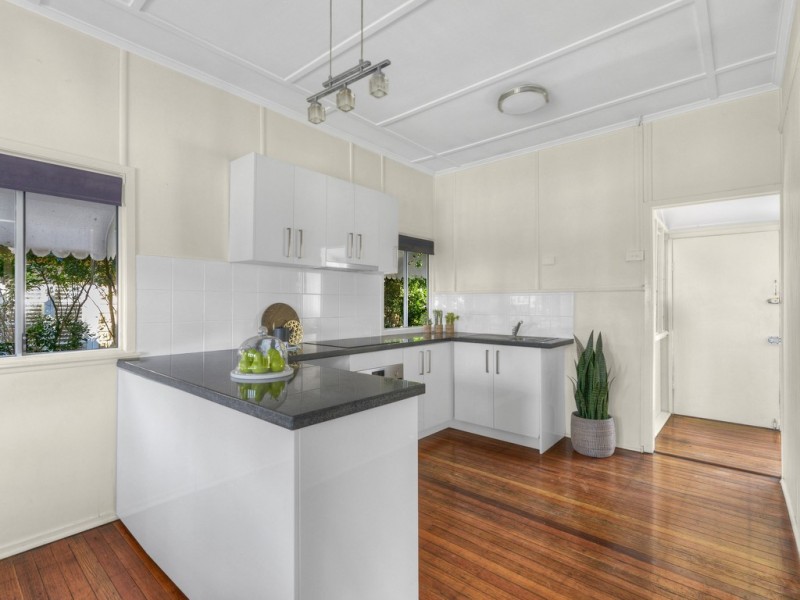 14 Zeehan Street, Wavell Heights QLD 4012