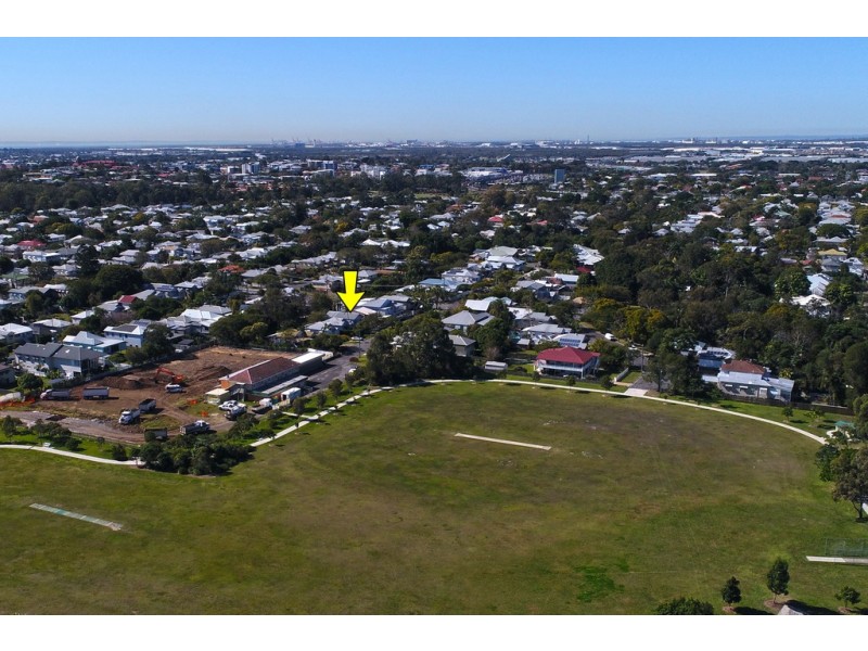 10 Jimbour Street, Wooloowin QLD 4030