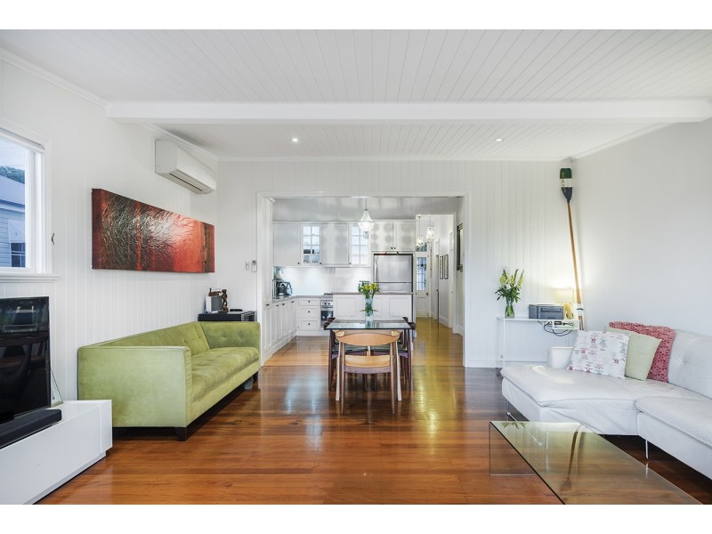 135 Crosby Road, Hamilton QLD 4007