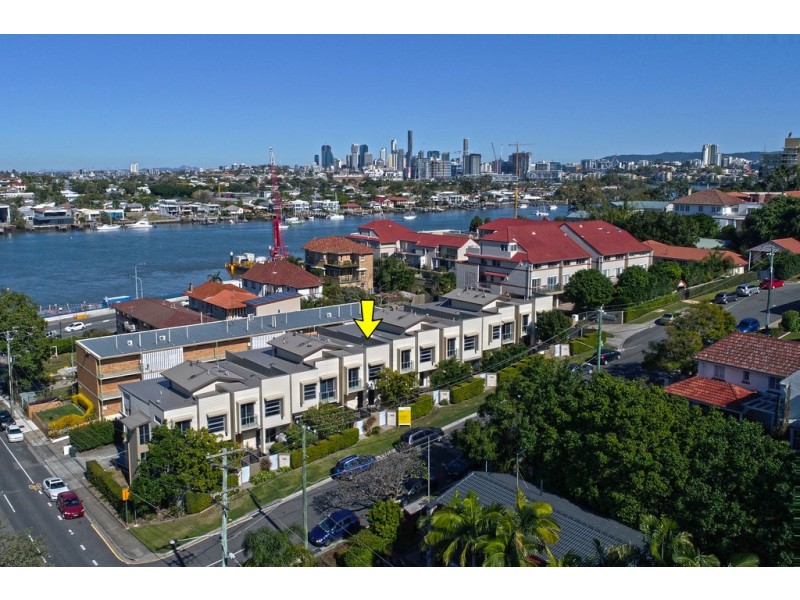 4/12 Riverview Terrace, Hamilton QLD 4007