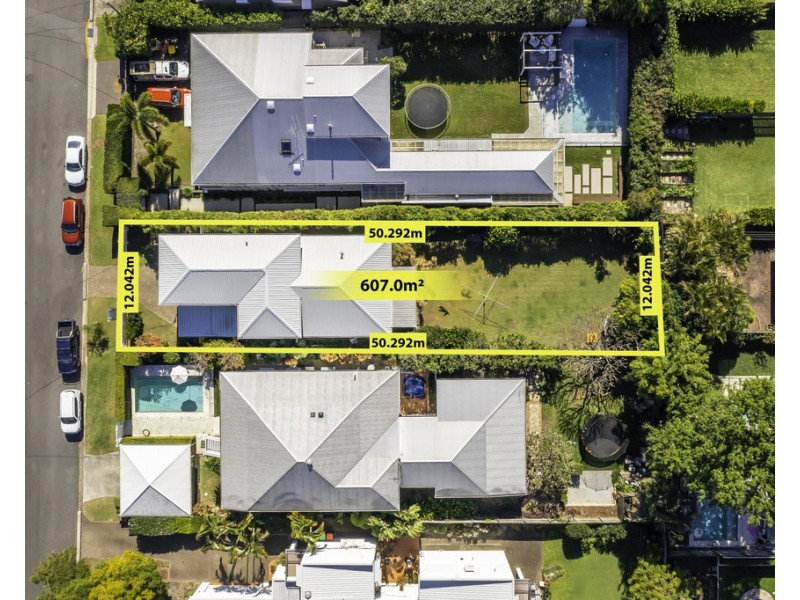 13 Doncaster Street, Hendra QLD 4011