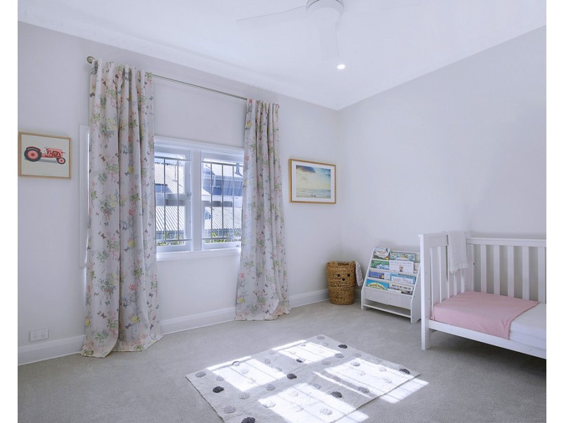 13 Doncaster Street, Hendra QLD 4011