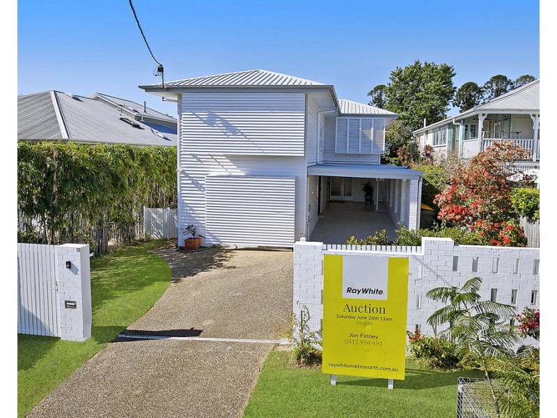 13 Doncaster Street, Hendra QLD 4011