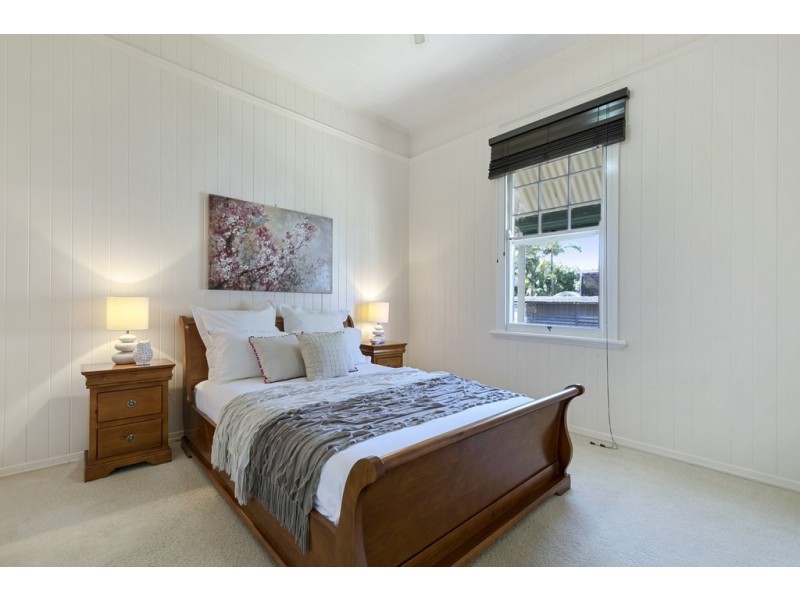 39 Stoneleigh Street, Albion QLD 4010