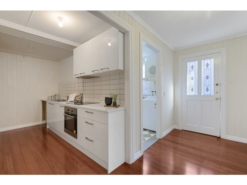 39 Stoneleigh Street, Albion QLD 4010