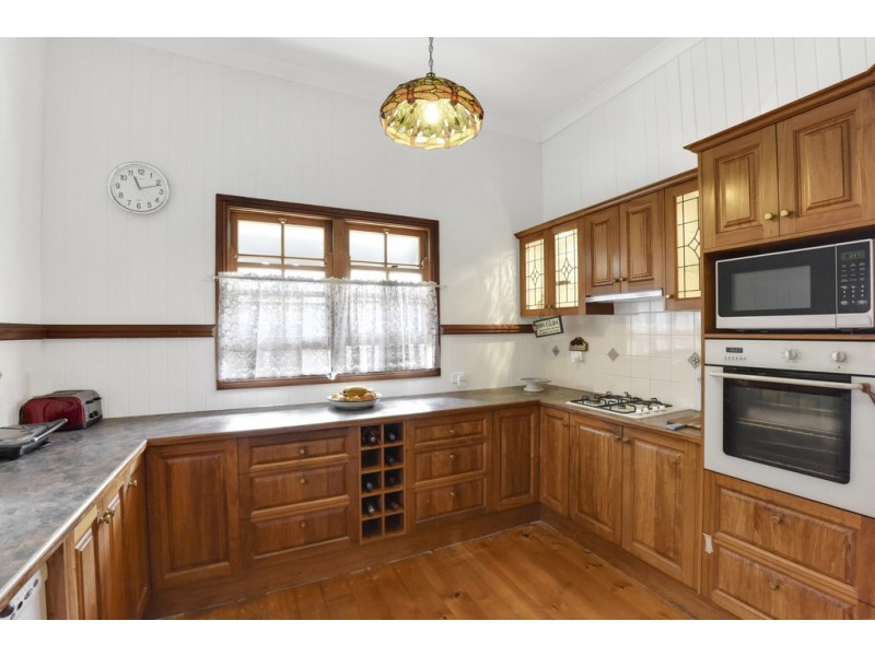 6 Thomas Street, Clayfield QLD 4011