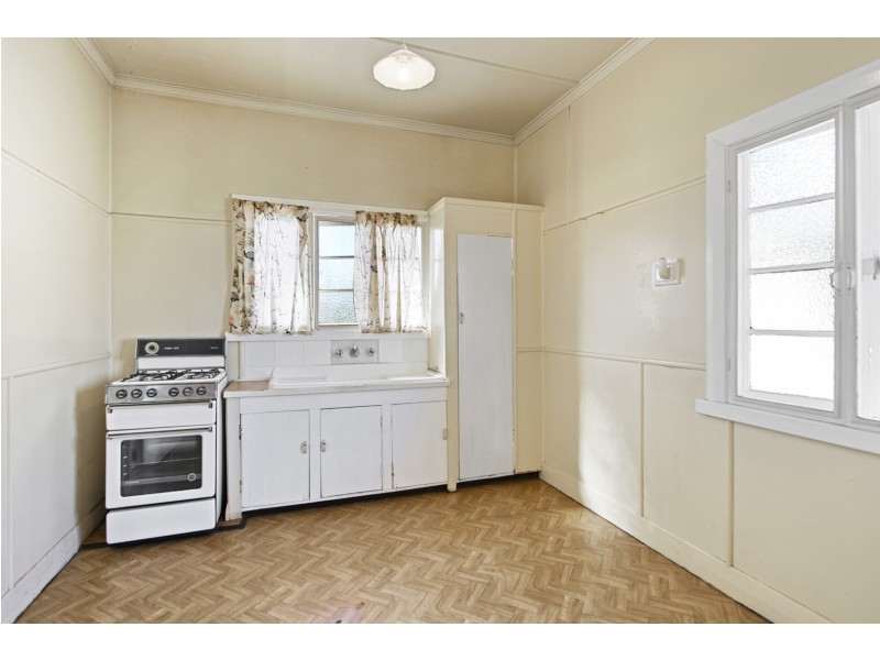 69 Pring Street, Hendra QLD 4011