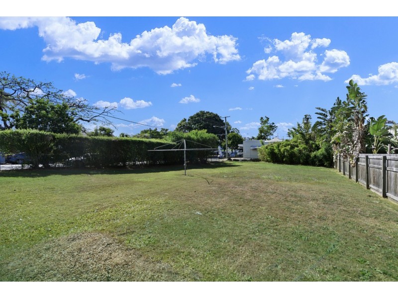 69 Pring Street, Hendra QLD 4011