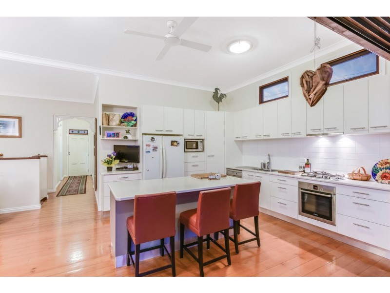 18 Noel Street, Hendra QLD 4011