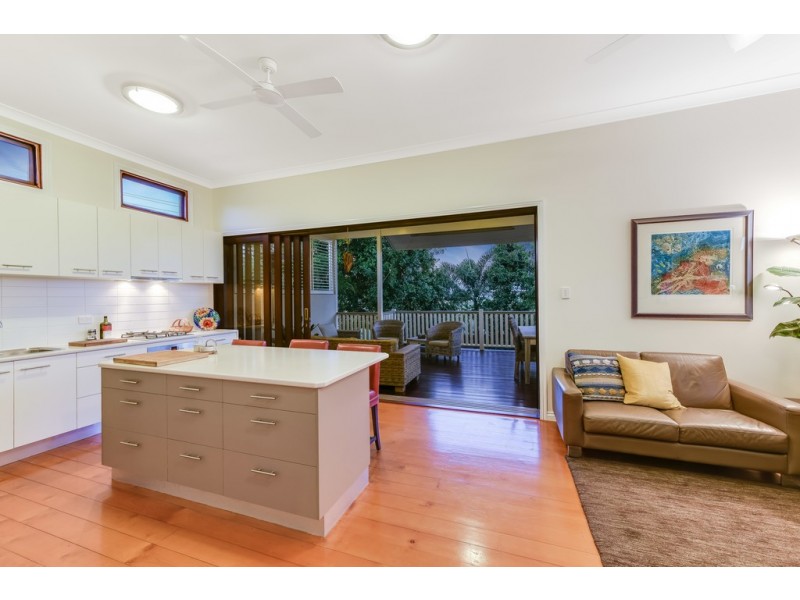 18 Noel Street, Hendra QLD 4011