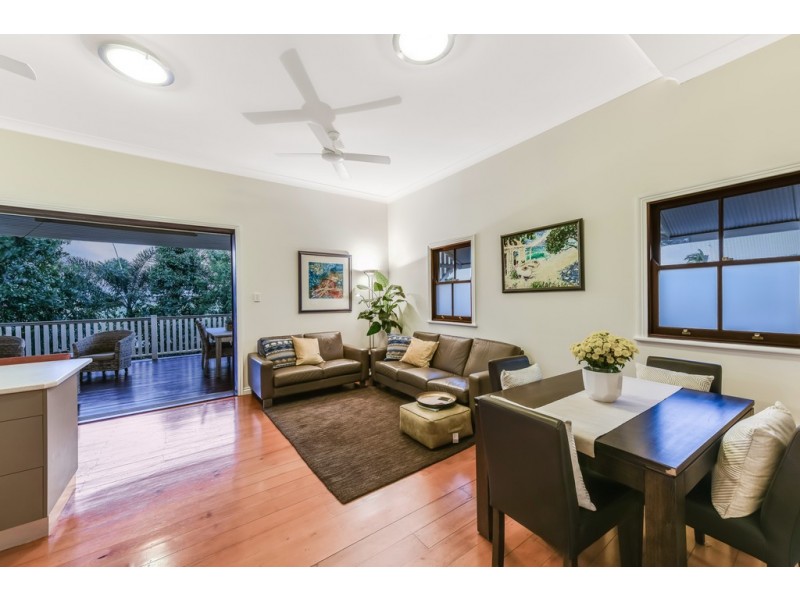 18 Noel Street, Hendra QLD 4011