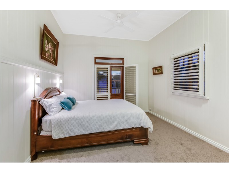 18 Noel Street, Hendra QLD 4011