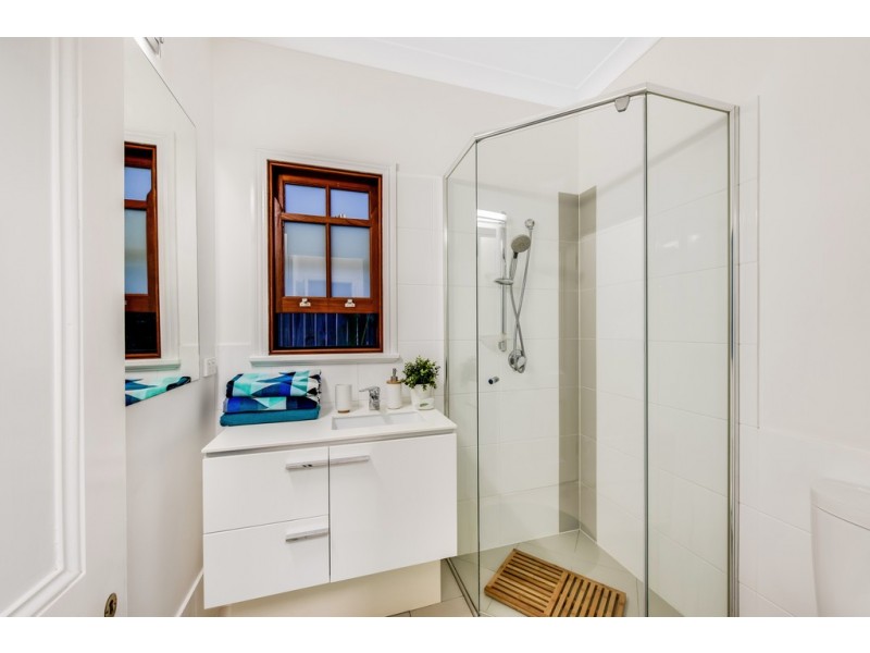 18 Noel Street, Hendra QLD 4011