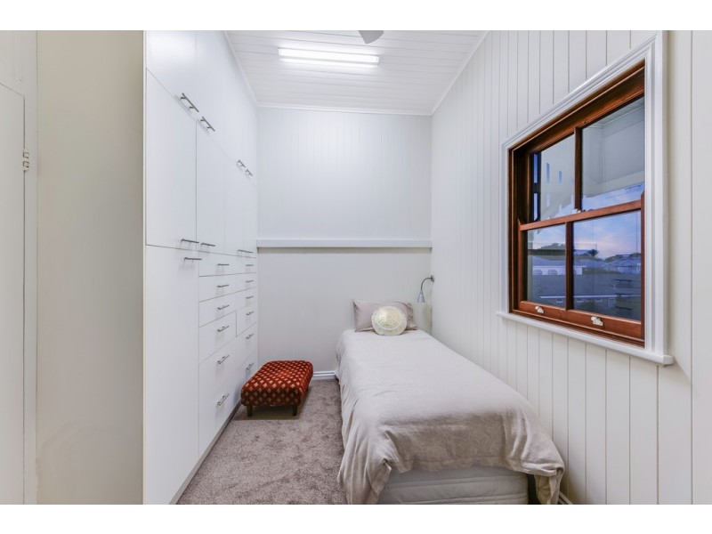 18 Noel Street, Hendra QLD 4011