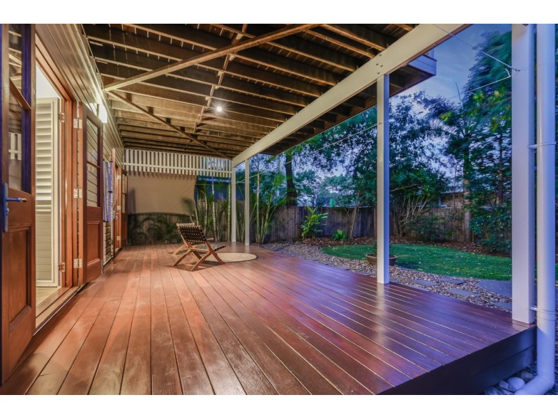 18 Noel Street, Hendra QLD 4011