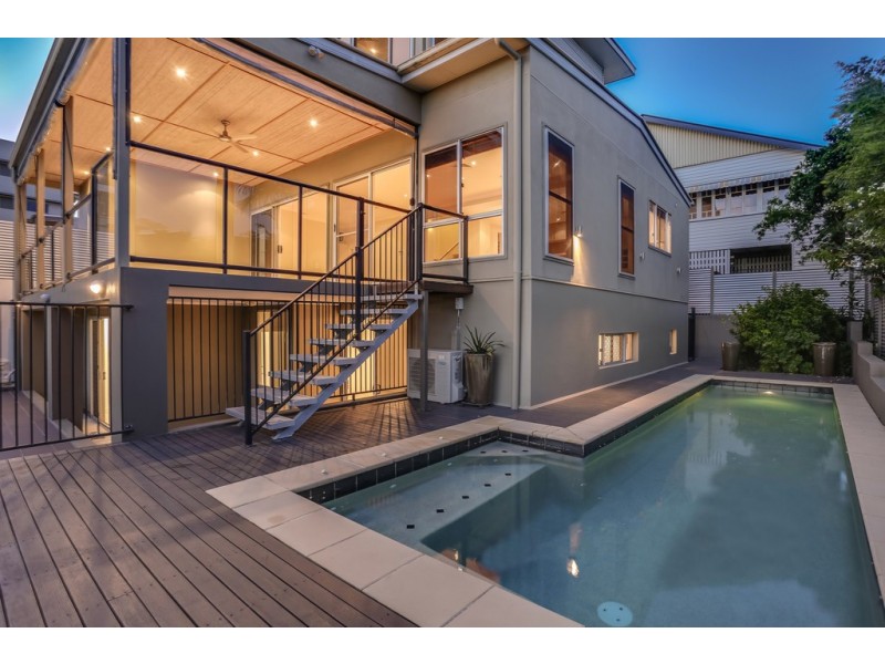 33 Highlands Street, Albion QLD 4010